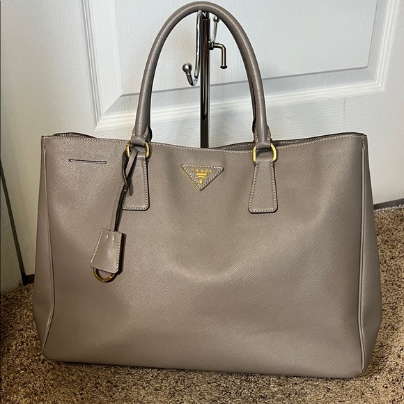 3061 Prada Taupe Leather Tote Bag - Picture 1 of 14